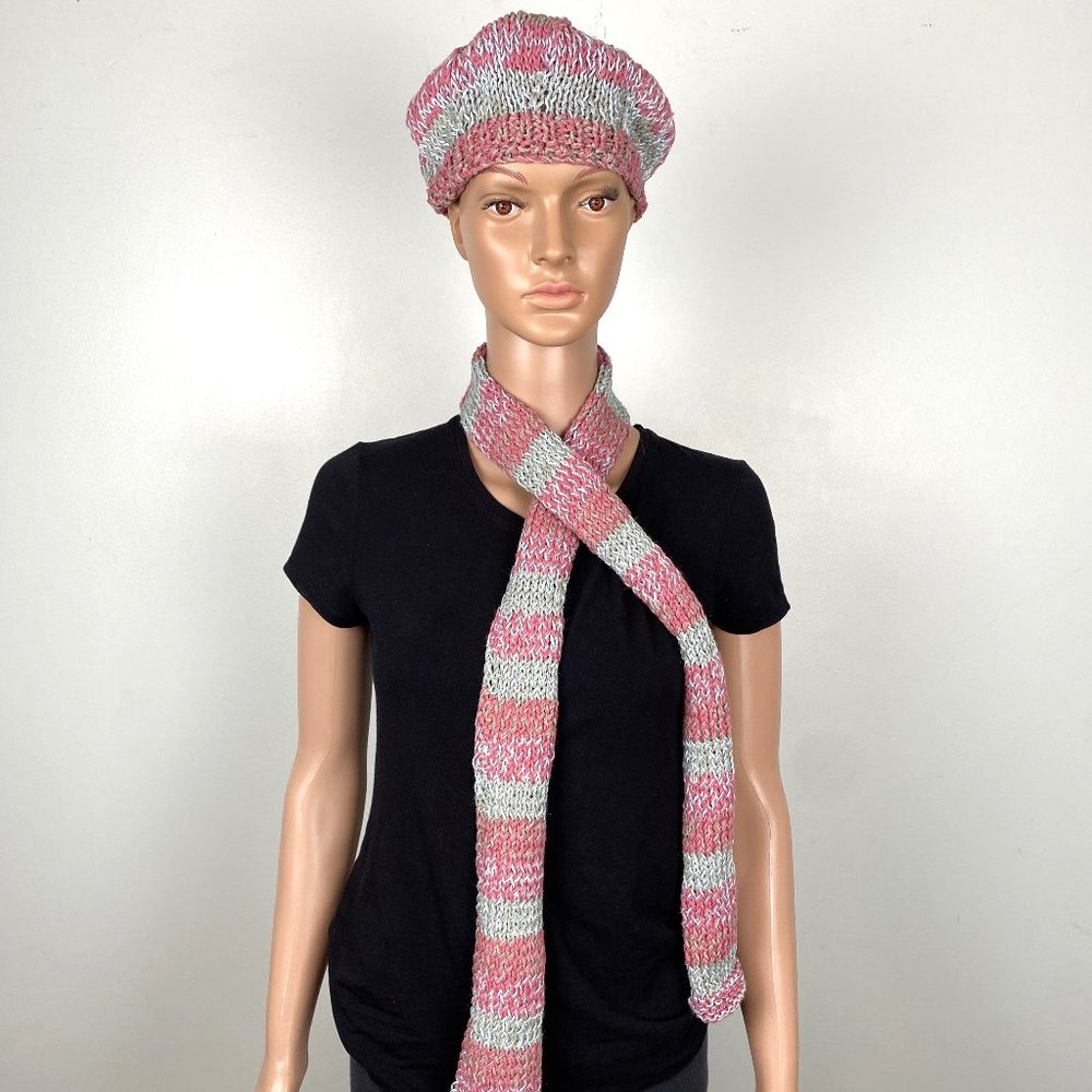 handmade hand knitted hat and scarf women's gray and pink